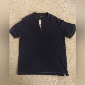 Rainforest three button tee shirt/short sleeve shirt Blue Small